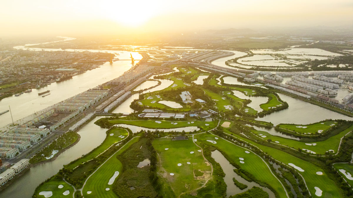 Sân golf 36 hố